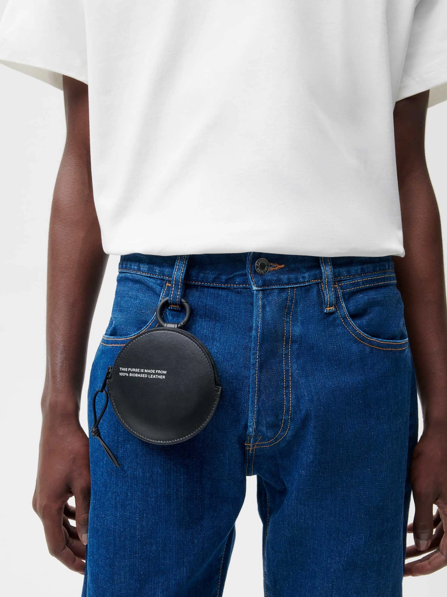 Biobased Circle Wallet—black