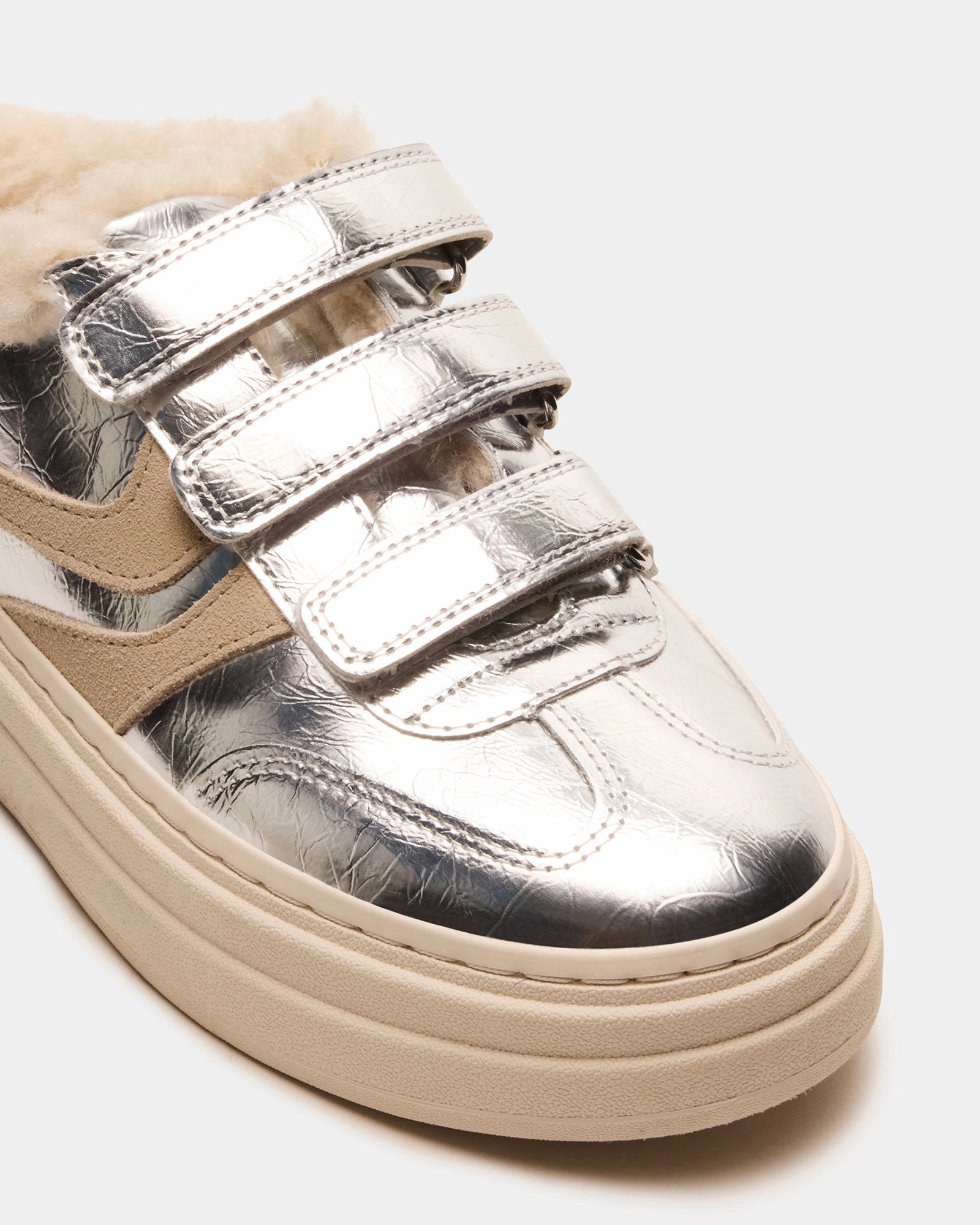 DASHER SILVER