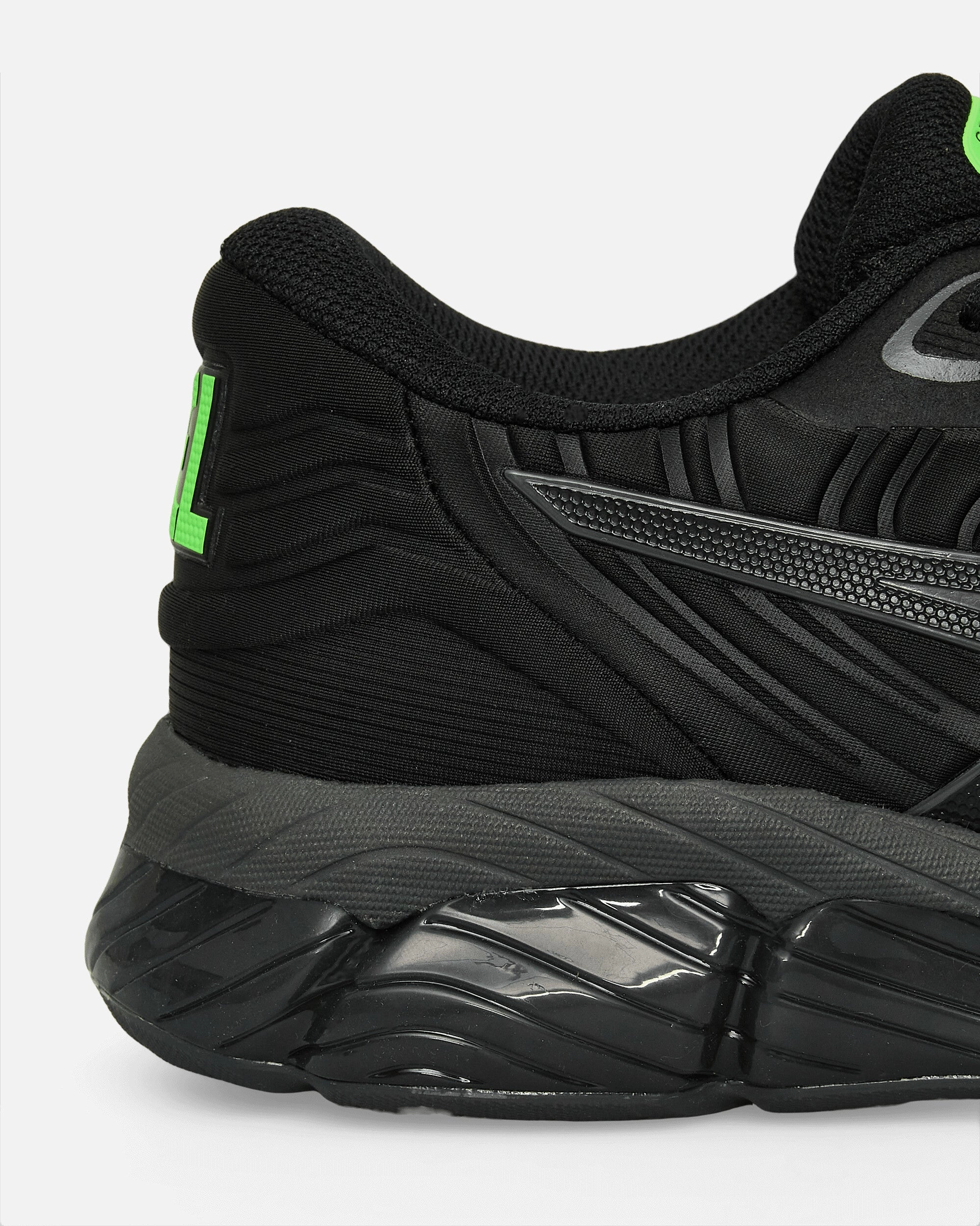 GEL-Quantum 360 VIII Emboss Sneakers Black / Obsidian Grey