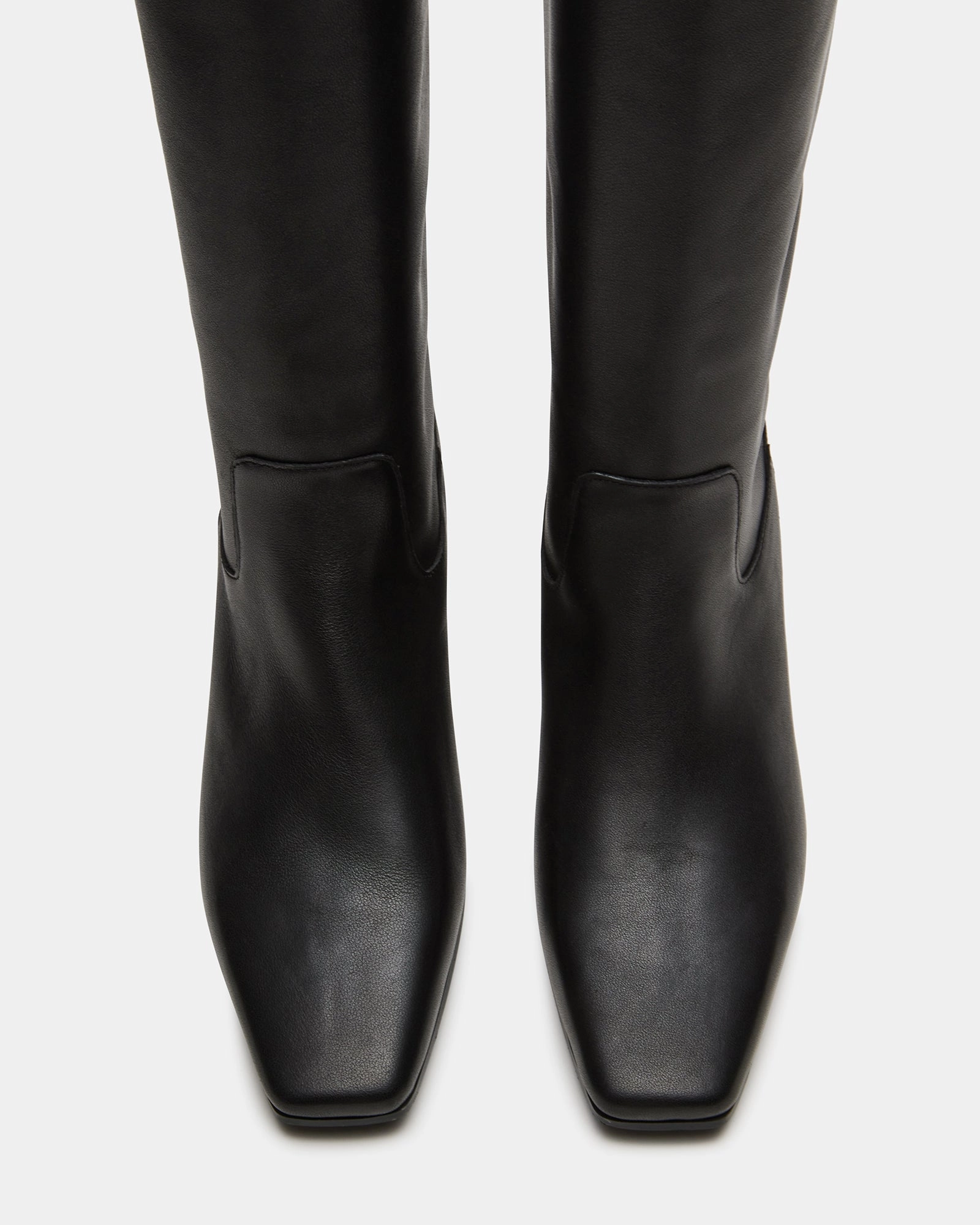 GWYNETH BLACK LEATHER