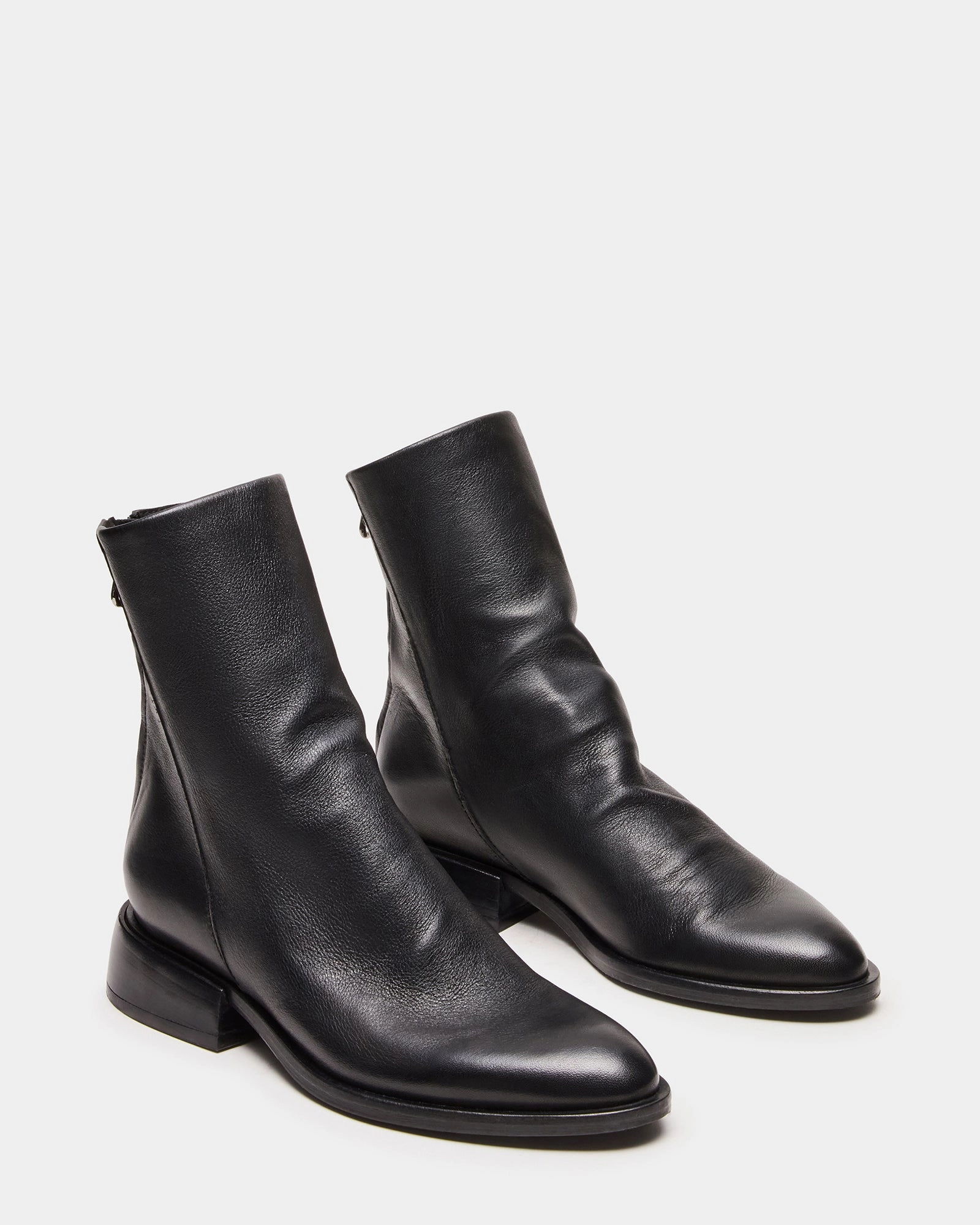 NEBULA BLACK LEATHER