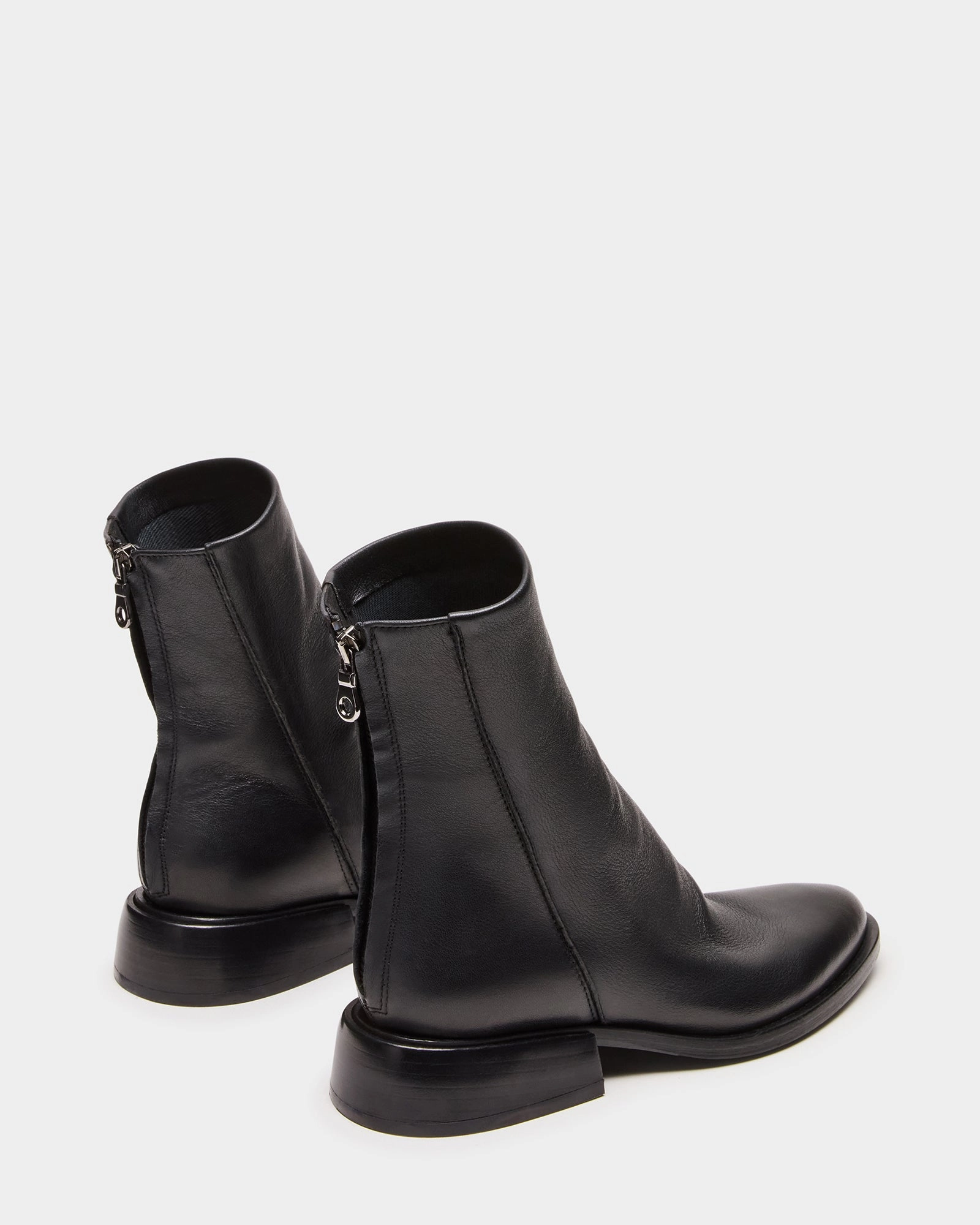 NEBULA BLACK LEATHER