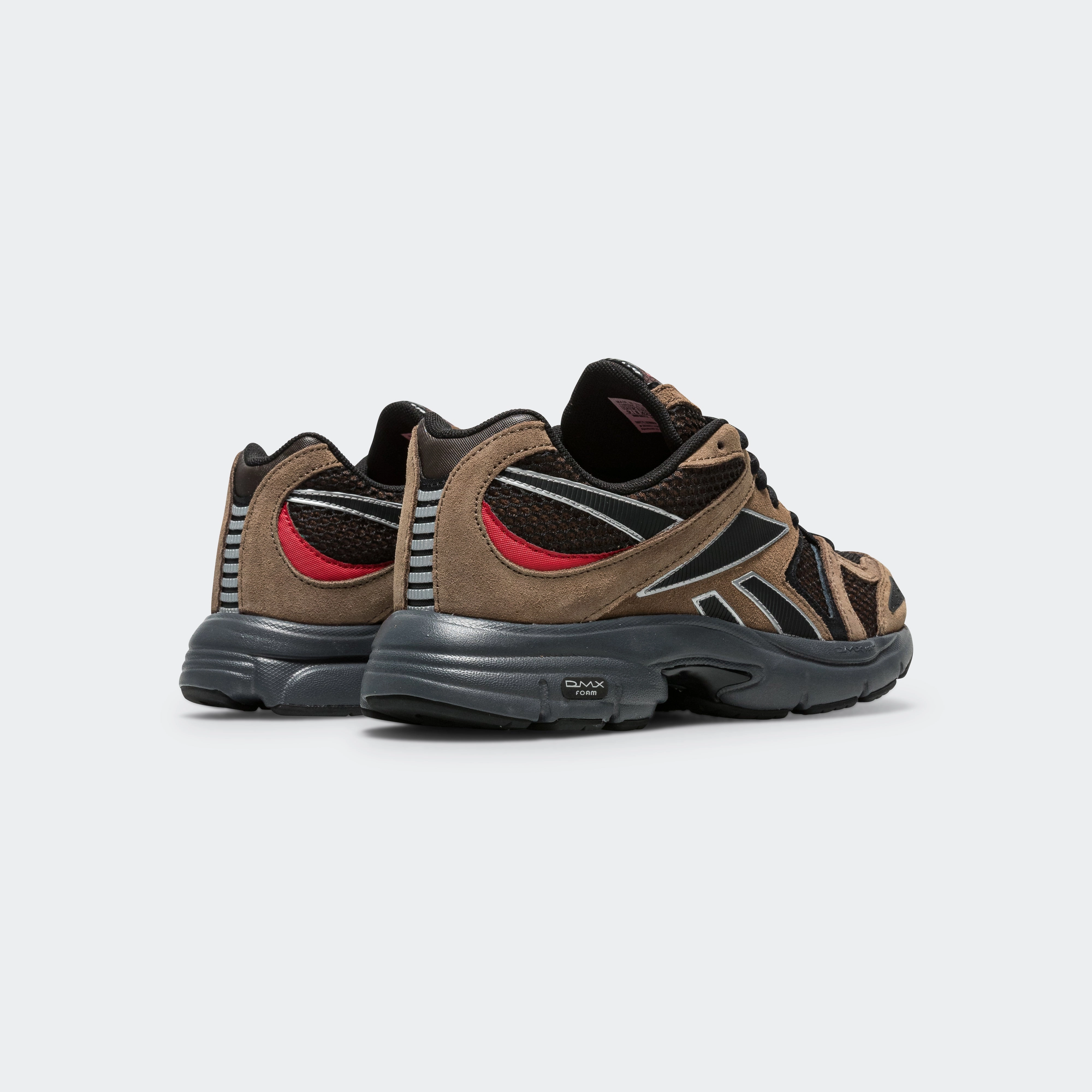 Premier Road Plus VI - Utility Brown/Black-Vector Red
