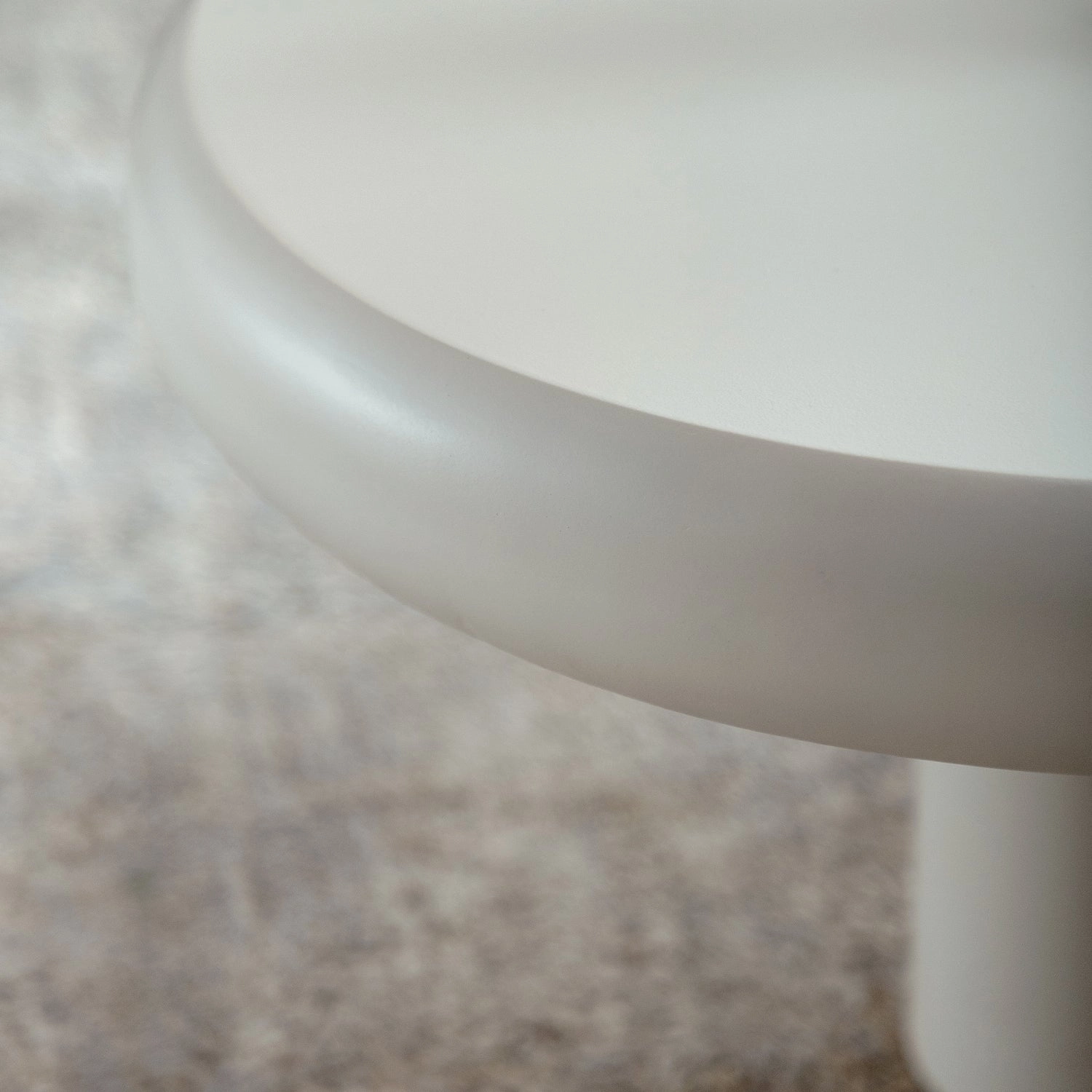 Streamdale Cloud Coffee Table - Modern Living Room Table