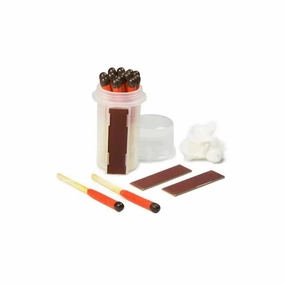 UCO Survival Hurricane Match Kit