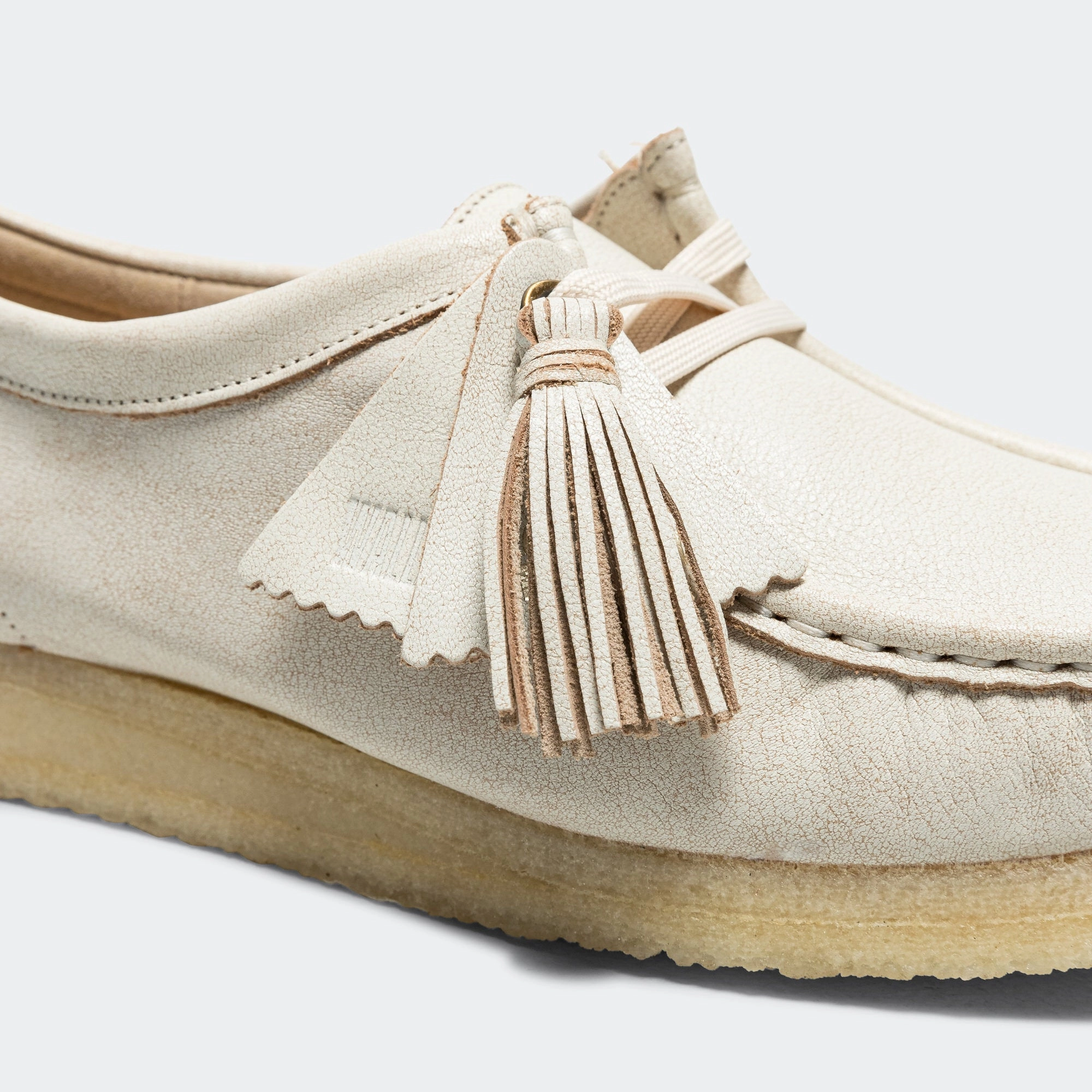 Womens Wallabee - White Leather