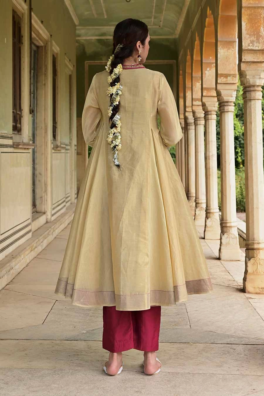 Zareen Golden Kurta & Pant Set